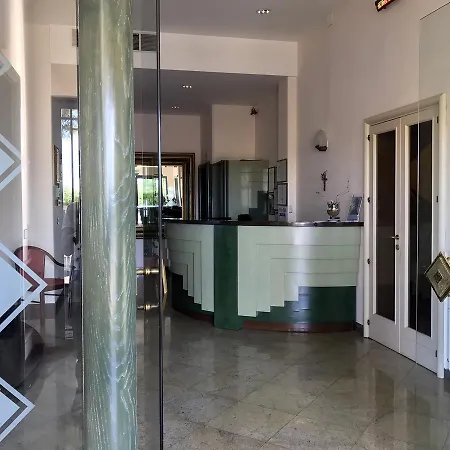Jole Hotel